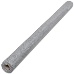 Aufgerolltes silbernes Aluminium Fliegengitter für Insektenschutz und Zäune.