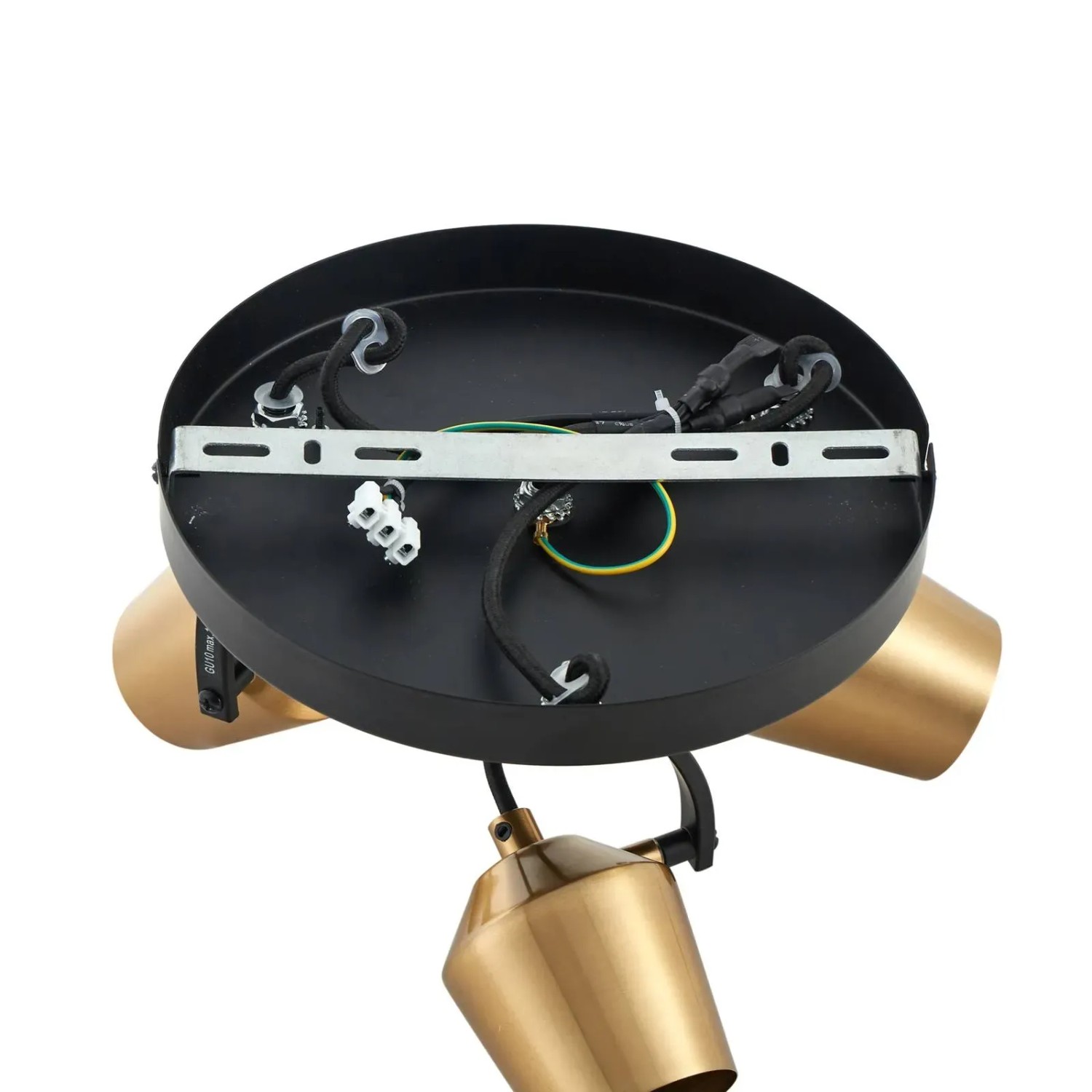 Goldfarbener Lindby Strahler Sylveria, 3-flammig, aus Metall für GU10 Leuchtmittel.