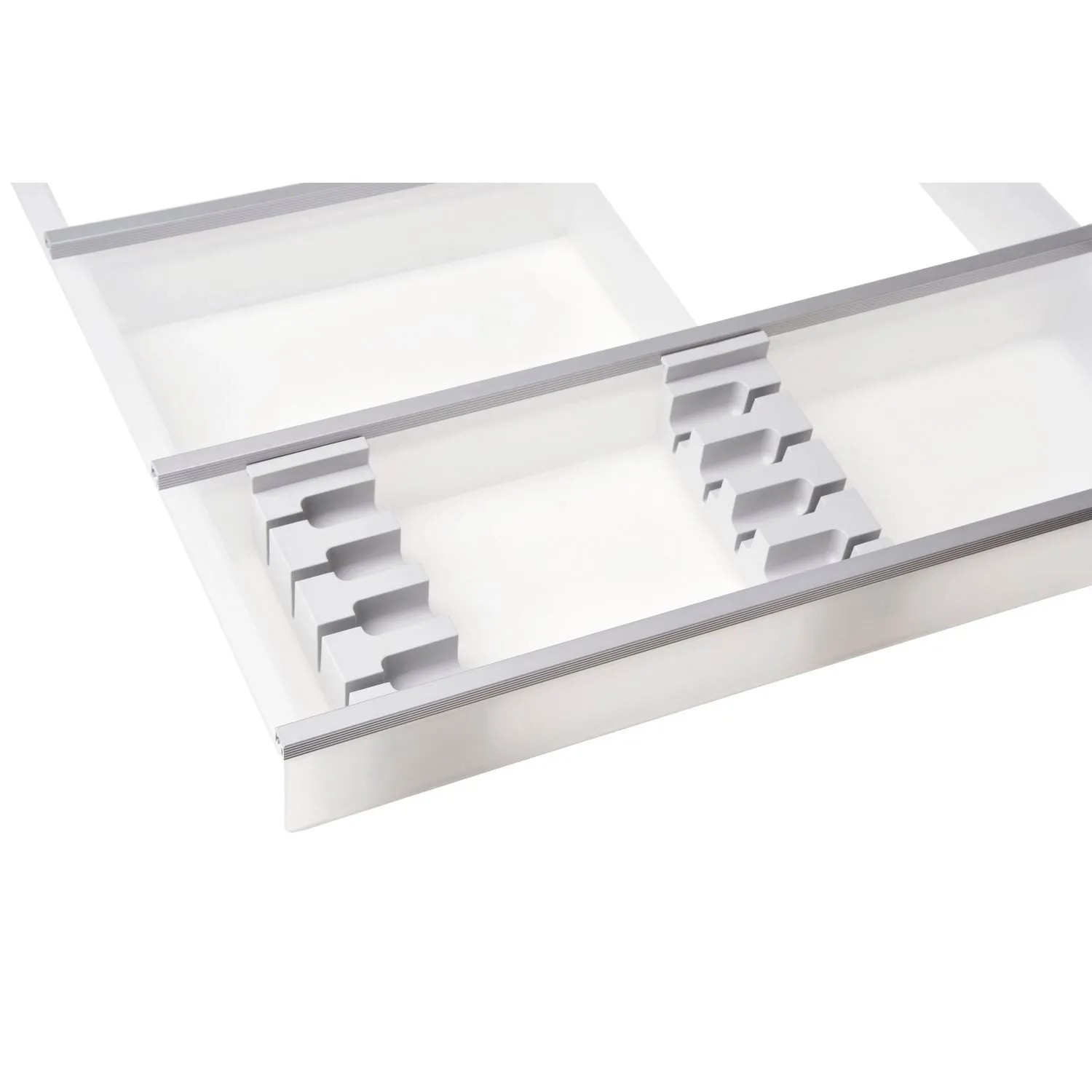Ninka Cuisio Seitenabschlusswand aus transluzentem Graphit-Kunststoff für Schubladeneinsätze.