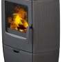 Plamen Gusskaminofen Modell Alberto, 8,6 kW, mit Sichtscheibe und Holzfeuer.