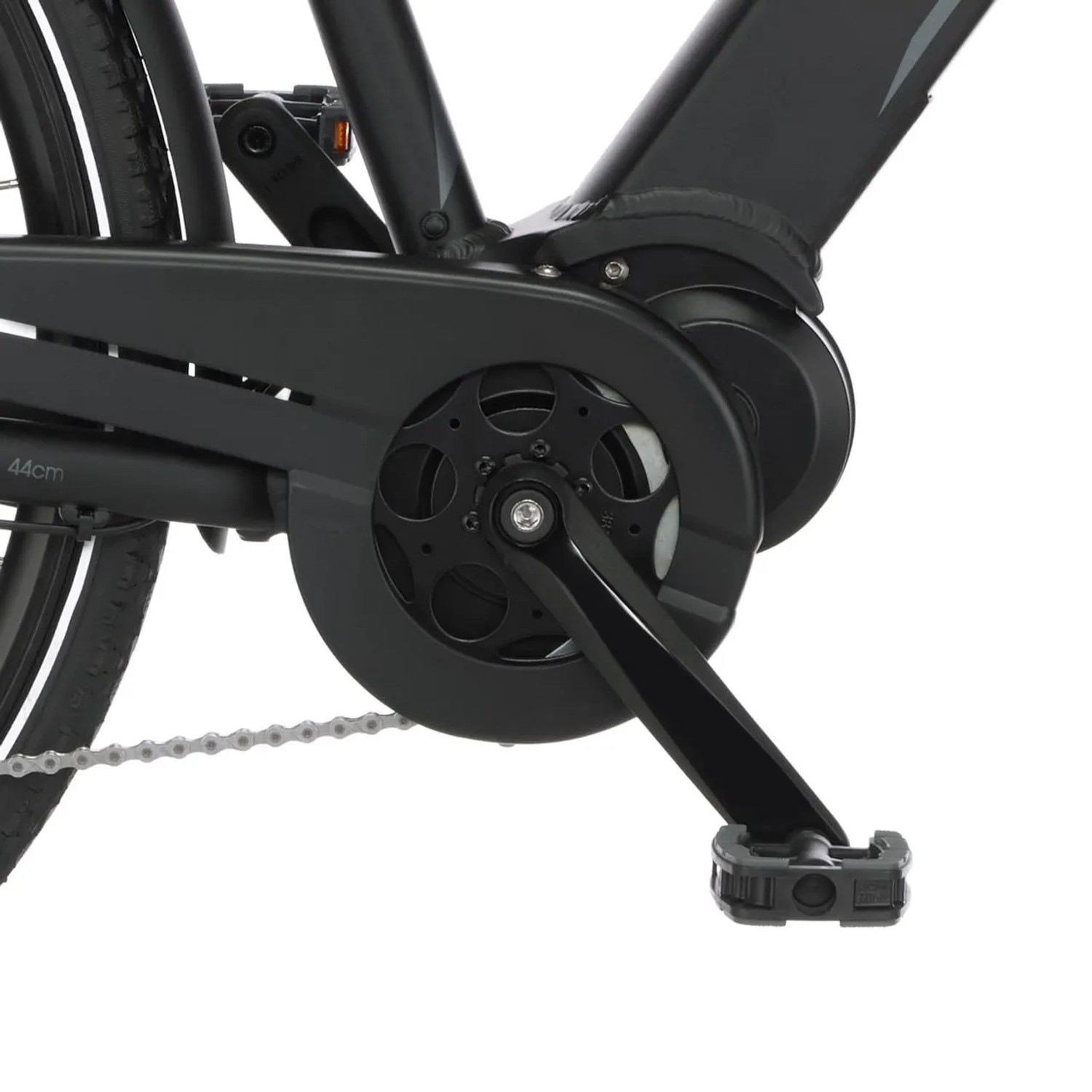Detailaufnahme: Tretlager und Mittelmotor des Fischer E-Bike Damen Viator 4.0i.