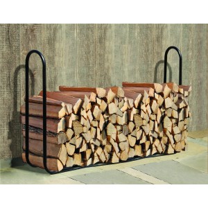 ShelterLogic Kaminholzregal (244 cm) mit Holzscheiten. Robustes, schwarzes Stahlgestell.