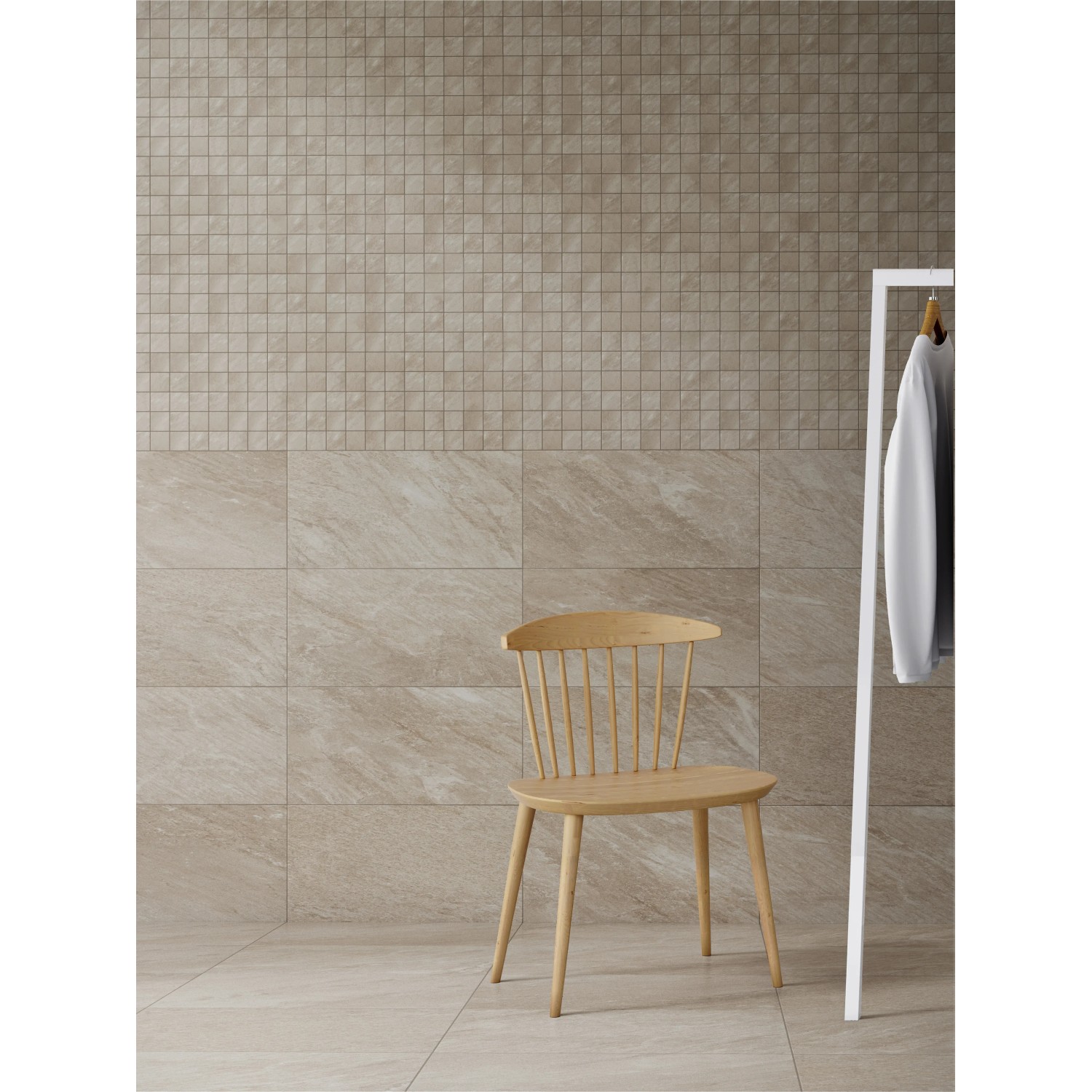 Beige Feinsteinzeug Bodenfliese Olympus (59,7x29,7 cm) an Wand und Boden, kombiniert mit Holzstuhl.