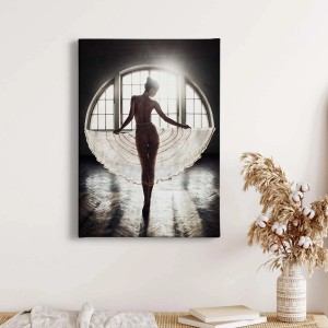 Bricoflor Wandbild: Schwarz-weißes Leinwandbild mit Ballerina vor Fenster, nostalgisch.