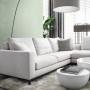Wohnzimmer mit olivgrüner Bambusmuster-Tapete von Origin Wallcoverings.