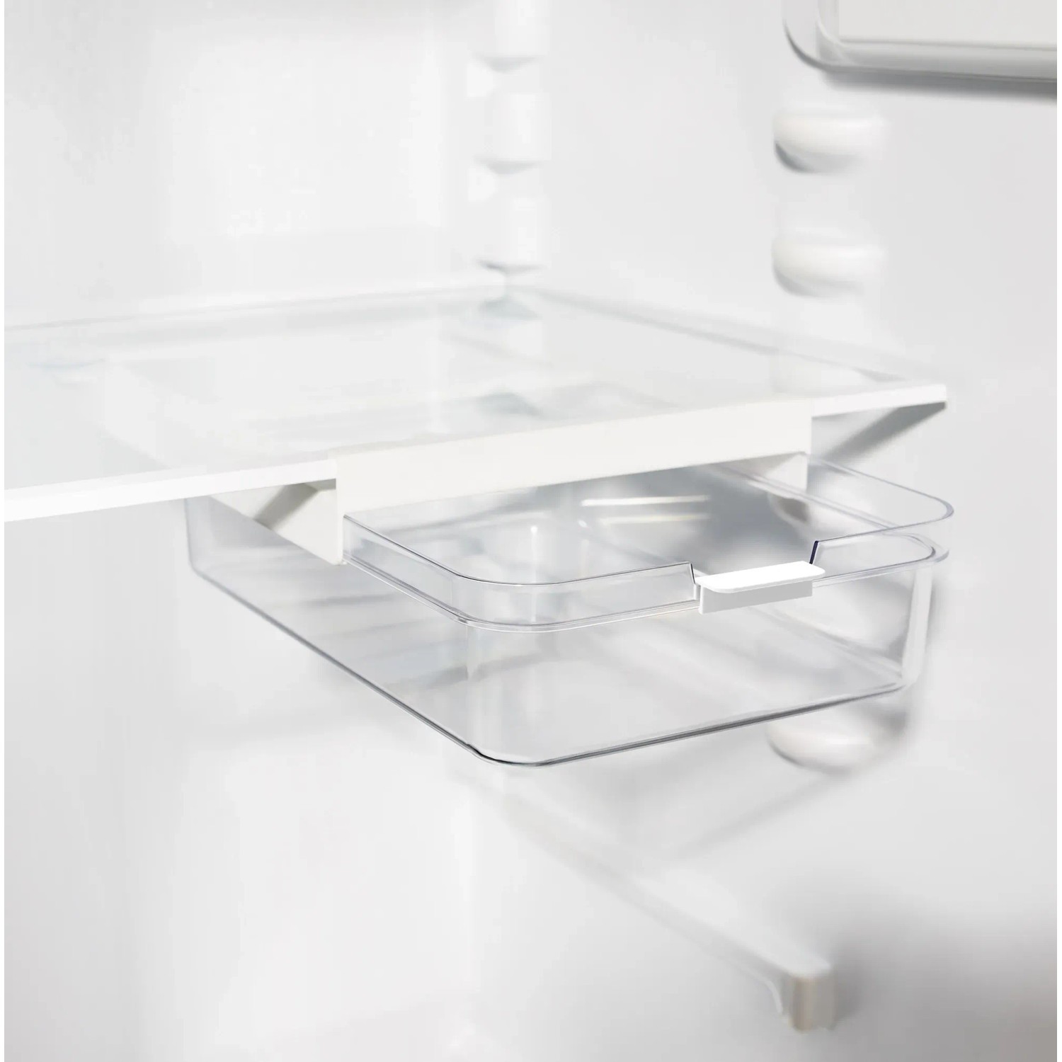 Transparente Rotho Cauma Schublade als Kühlschrank Organizer (2,6 l) im Kühlschrank.