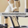 Katze am Feandrea Kratzbaum, 206 cm, rauchgrau, mit Kratzsäulen und Kratzrampe.