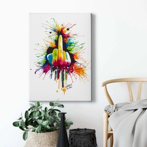 Buntes Leinwandbild mit Mittelfinger-Motiv als ausgefallene Wanddekoration.