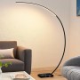 Moderne Lindby LED Bogenleuchte Kendra, dimmbar, schwarz, Metall, für Wohnzimmer.