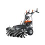 FUXTEC Benzin-Kehrmaschine FX-KM1196, 100 cm Arbeitsbreite, mit großen Bürsten, orange-grau. Für effizientes Kehren.