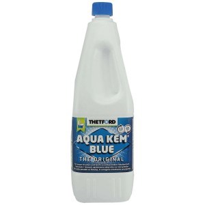 Thetford Aqua Kem Blue Sanitärzusatz, 2 Liter, weiße Flasche mit blauem Etikett für Camping-Toiletten.