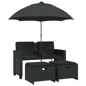 Schwarzes vidaXL Gartensofa mit Sonnenschirm und Hockern aus Polyrattan.