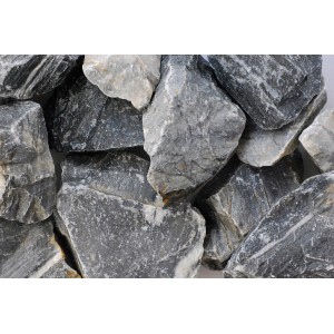 Nahaufnahme von Donau-Blauem Marmorbruch (50-100mm) für Zierkies oder Gabionen.