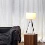Weiße Näve Tischleuchte mit 3-Bein Stativfuß und Holzsockel, 61,5 cm hoch.