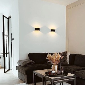 2er Set QAZQA Wandleuchten Otan, schwarz, aus Aluminium. Moderne Lampen für stimmungsvolle Beleuchtung im Wohnraum.