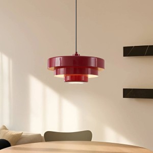 Rote Lindby Pendelleuchte Tivra im Retro-Stil, 1-flammig, aus Metall für Wohnzimmer.