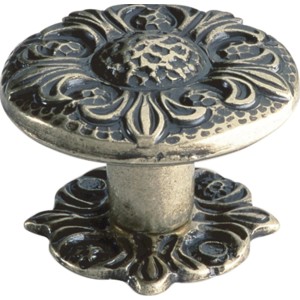 Knopf 357, Altmessing brüniert, Möbelknopf aus Metall mit floralem Muster.
