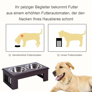 PawHut Hundenapf mit 2 Näpfen auf dunklem Holzständer, mit Hund.