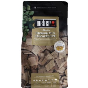 Weber Räucherchips Bitburger Premium Pils, Grillutensil im wiederverschließbaren Beutel.