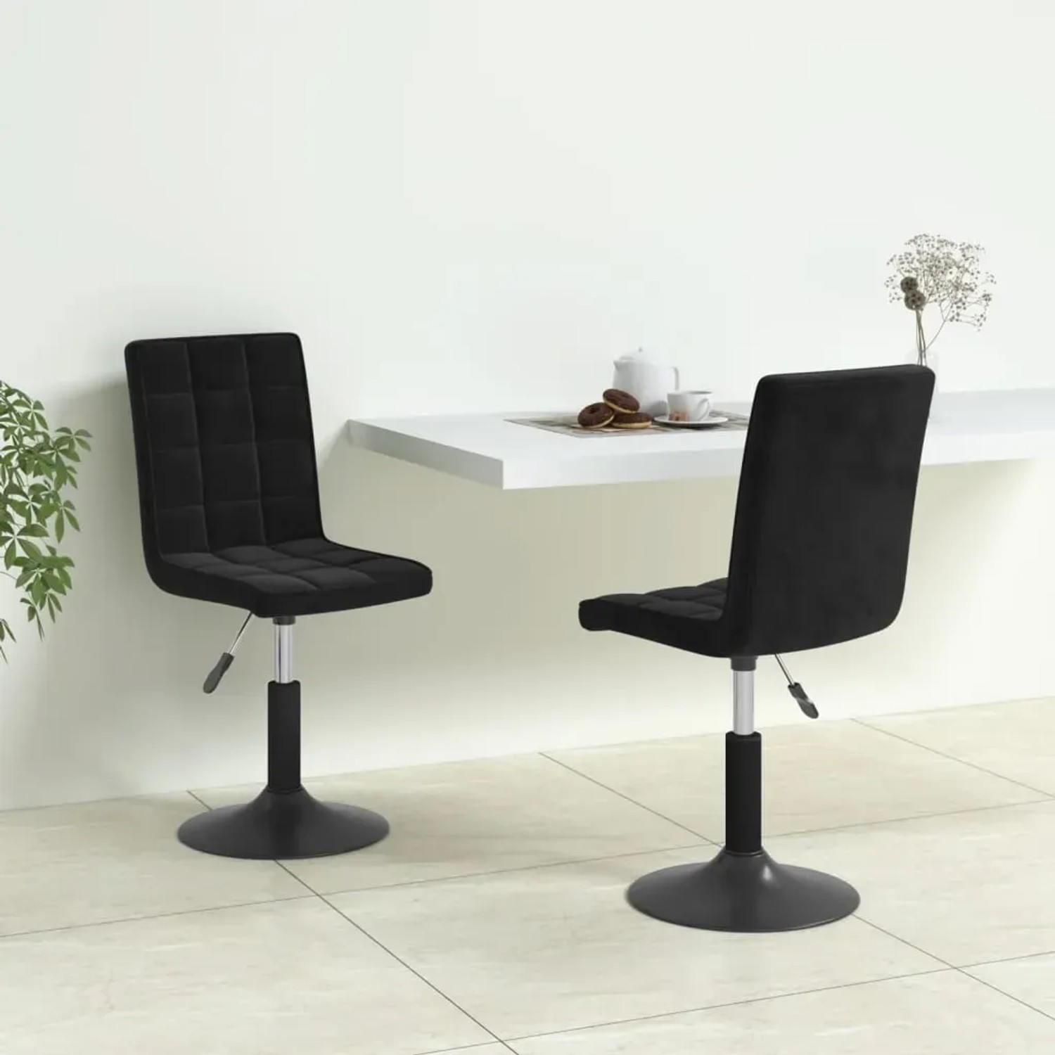 Zwei schwarze, drehbare Esszimmerstühle aus Samt von vidaXL. Modernes Design für Esszimmer und Wohnbereich.