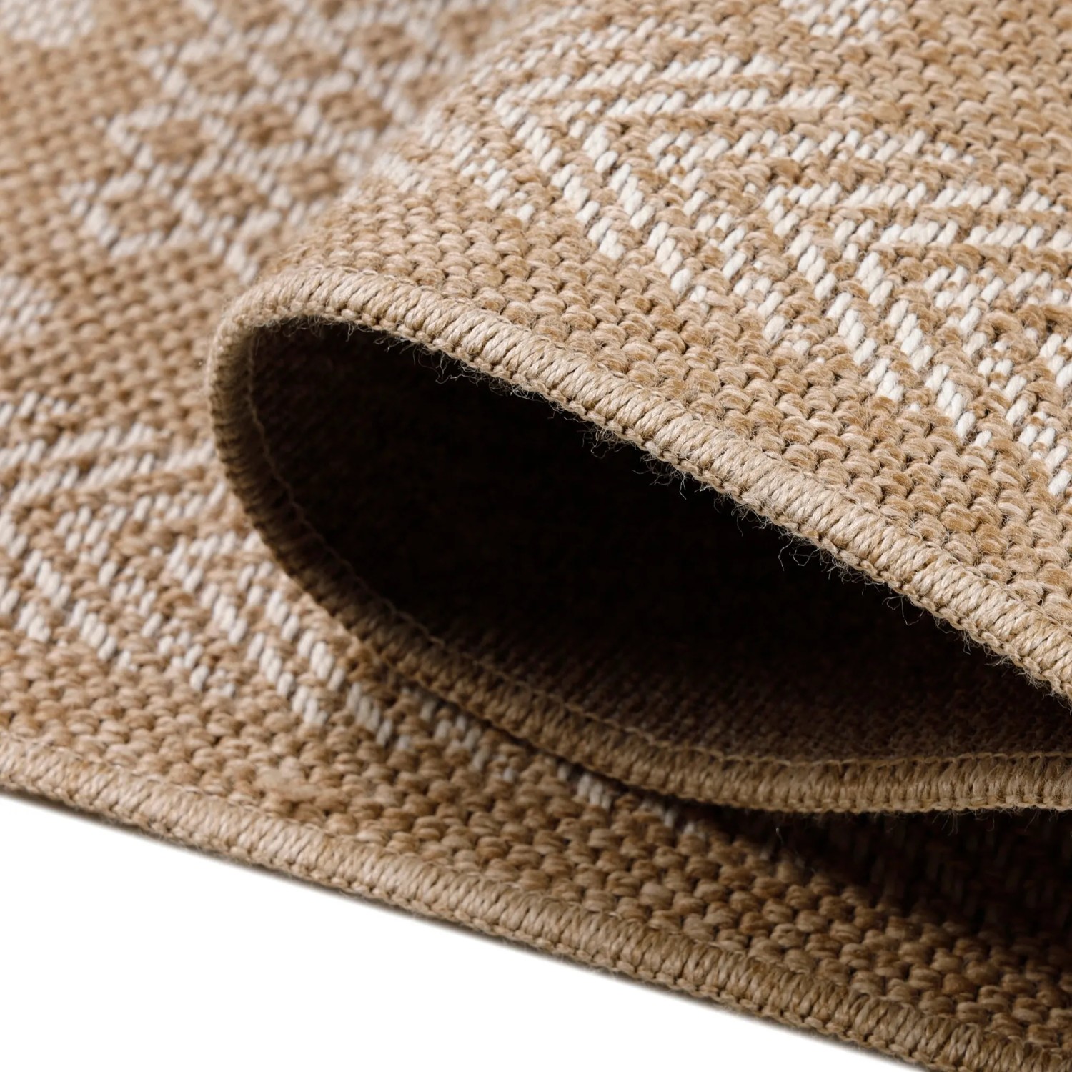 Detailansicht: Beige Ayyildiz Outdoor-Teppich Dhaka mit Vintage-Muster, 200x290 cm.