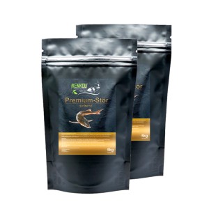 Zwei schwarze 10 kg Packungen Kenkou Störfutter 6 mm.