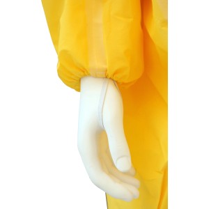 Detailansicht: Gelber OX-ON Schutzanzug Coverall Chem Comfort, Ärmel mit Gummizug. Arbeitskleidung für Schutz.