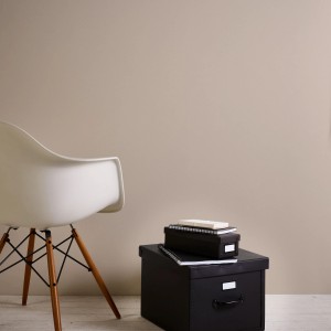 Beige Vliestapete für Küche, Bad & Flur. Abwaschbare, einfarbige Tapete.