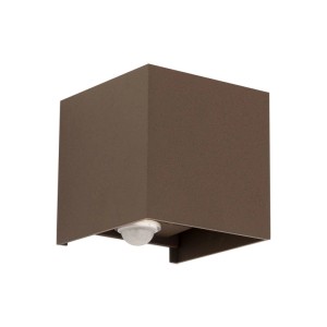 Quadratische LED Außenwandleuchte in Corten mit Bewegungssensor, aus Aluminium, 10x10cm.