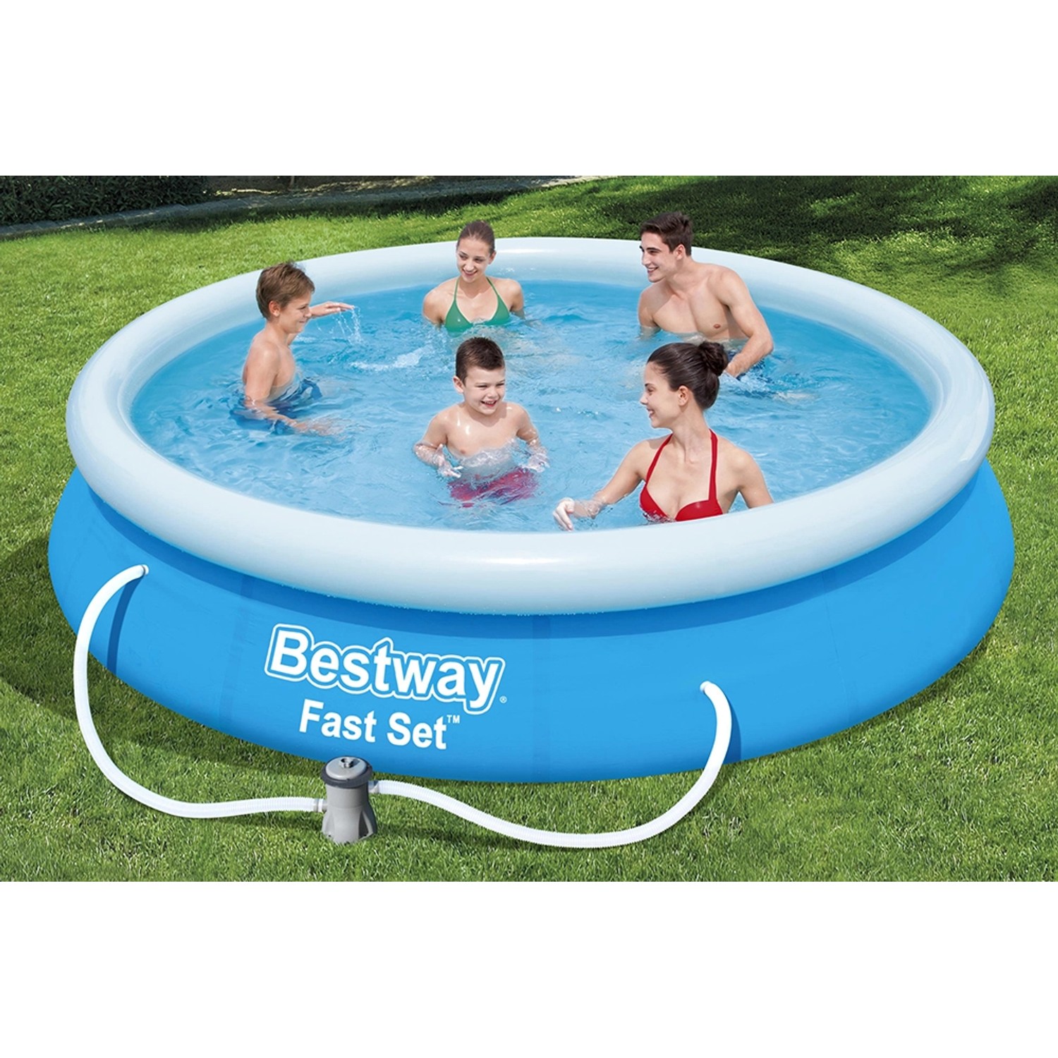 Blauer Bestway Fast Set Pool (Ø 366 cm) mit Familie im Garten und Filterpumpe.
