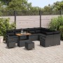Schwarzes 12-teiliges vidaXL Garten-Sofa-Set aus Poly Rattan mit Tisch und Kissen.