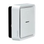 Weißer Schneider Electric Wiser Rauchmelder für die Hausautomation.