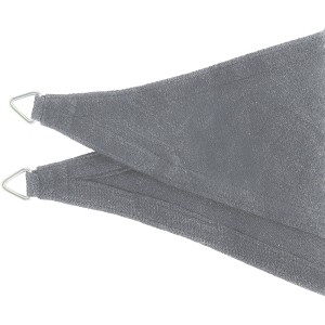 Detailaufnahme: Silbergraues Schneider Sonnensegel Teneriffa mit Edelstahlringen.