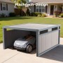 Graue Holzgarage mit Flachdach für Mähroboter. Robuster Unterstand aus Massivholz im Garten.
