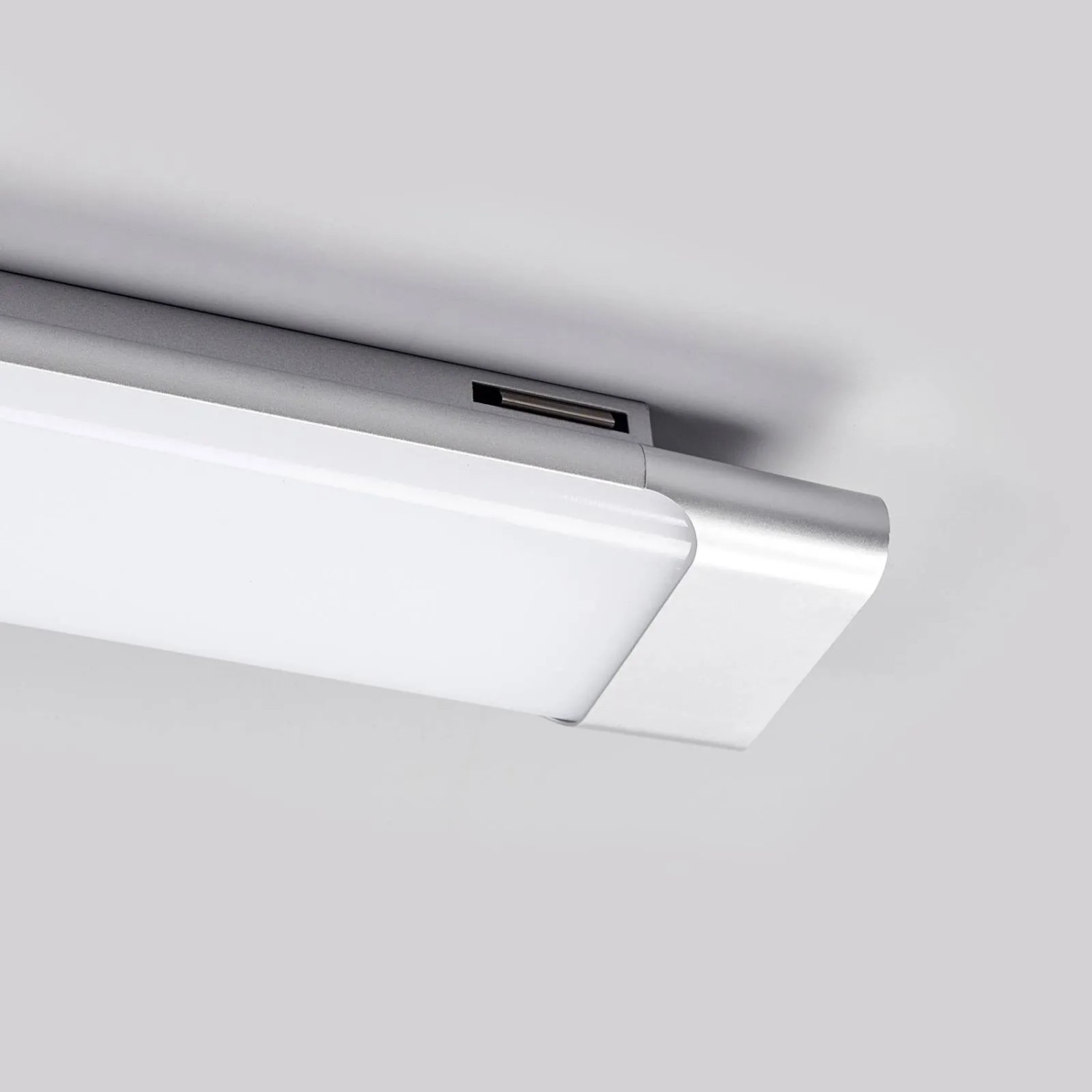 Moderne Arcchio LED Deckenleuchte Vinca in Alu, 1-flammig für Arbeitszimmer.