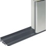Detailansicht EcoStar Haustür Isopro Secur, Graualuminium, DIN rechts, Türrahmen und Bodenprofil.