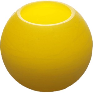 Cremefarbene LED-Kerze Bola, Ø 11,5 cm, mit Timerfunktion. Dekorative Echtwachskerze.