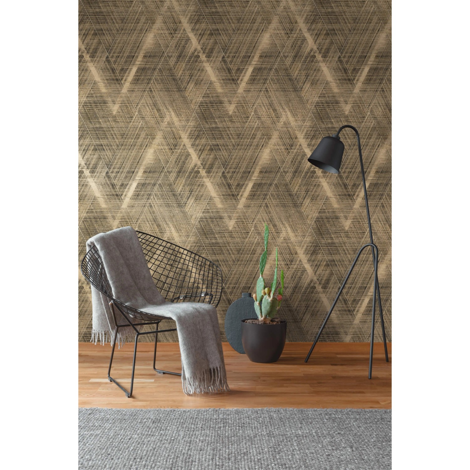 PROFHOME 3D Tapete Chevron Muster in Gold und Schwarz im Raum.