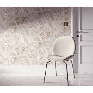 Beige Vliestapete Elle Decoration 4 Serenade mit stilisierten Blättern im Raum.