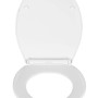 Weißer Wenko Premium WC-Sitz Kos mit geöffnetem Deckel und Absenkautomatik.
