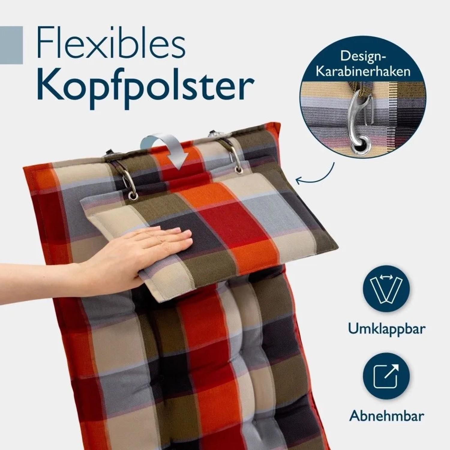 Hand justiert flexibles Kopfpolster an karierter Hochlehner-Auflage. Mit Karabinerhaken, abnehmbar & umklappbar.