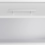Weißer Optifit Oberschrank Bengt932, 90 cm breit, mit geöffneter Klappe und Edelstahlgriff. Küchen Hängeschrank.