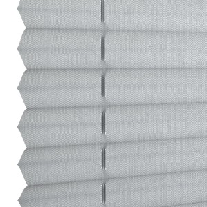 Graues Wohnidee Plissee, 40x130 cm, mit zwei Bedienschienen.