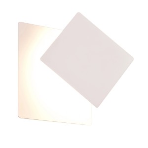 Eckige, weiße Trio LED-Wandlampe Mio mit indirekter Beleuchtung.