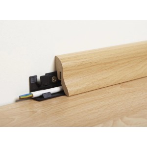 Sockelleiste Eiche, 40x20 mm, mit Clip-Befestigung und Kabelkanal.
