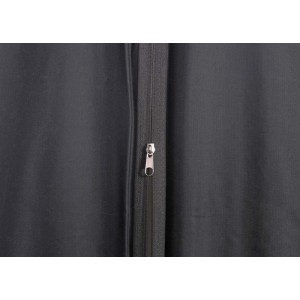 Detailaufnahme: Graue Seitenwand mit Reißverschluss der MCW Hardtop Pergola M81.