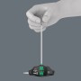 Wera Torx Quergriff-Schraubendreher TX 10 mit Haltefunktion für Schrauben.