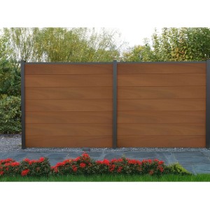 GartenLand WPC Zaun Set XL Ameland in Mahagoni, ca. 180x180 cm, mit Steckzaun-System.