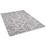 Heller, grauer Snapstyle Feinschlingen Velour Teppich, 140x200cm, mit abstraktem Muster.