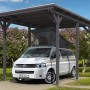 Skan Holz Carport Emsland Caravan, schiefergrau, mit darunter geparktem VW-Bus.